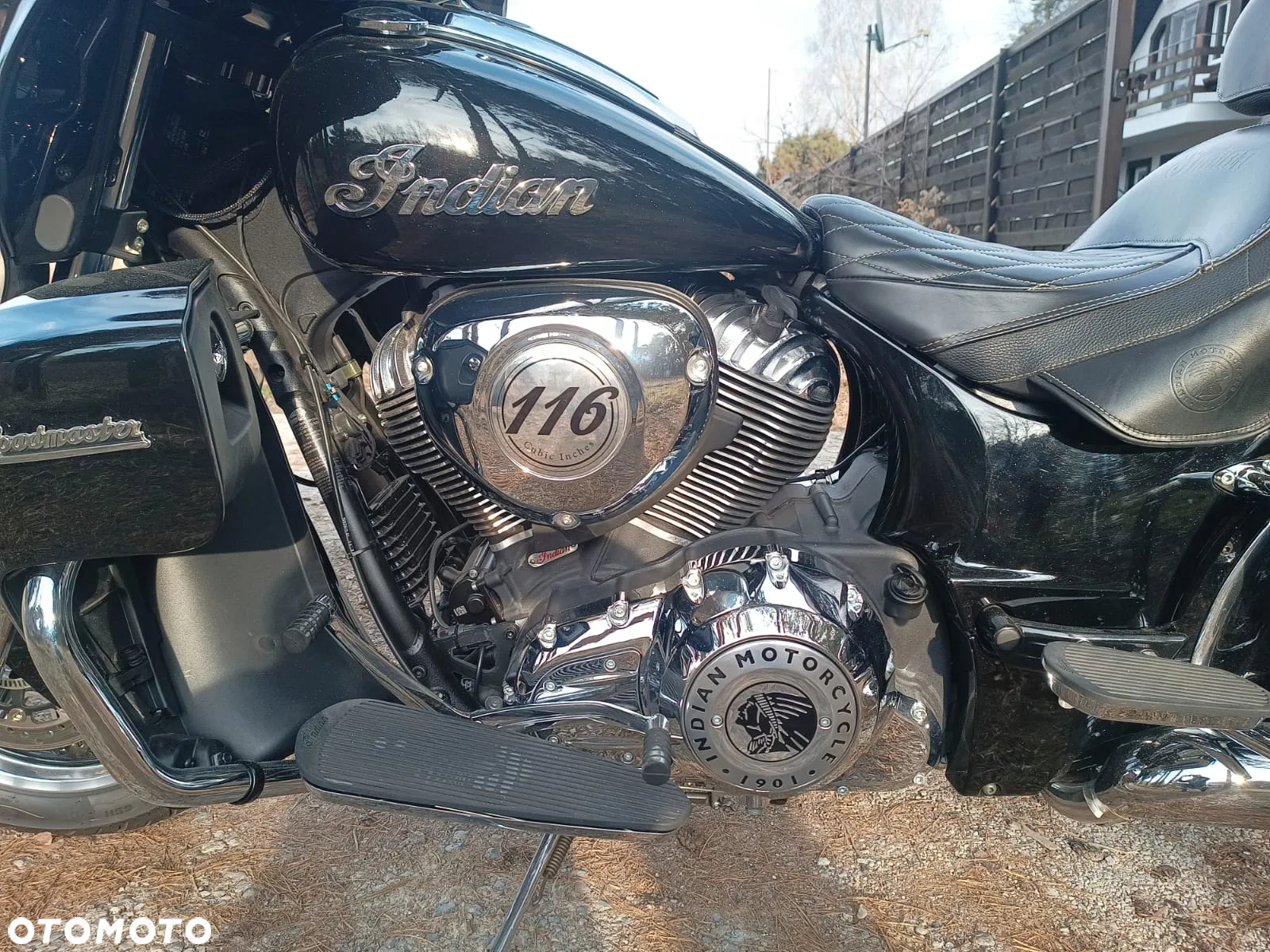 Indian Roadmaster - 8