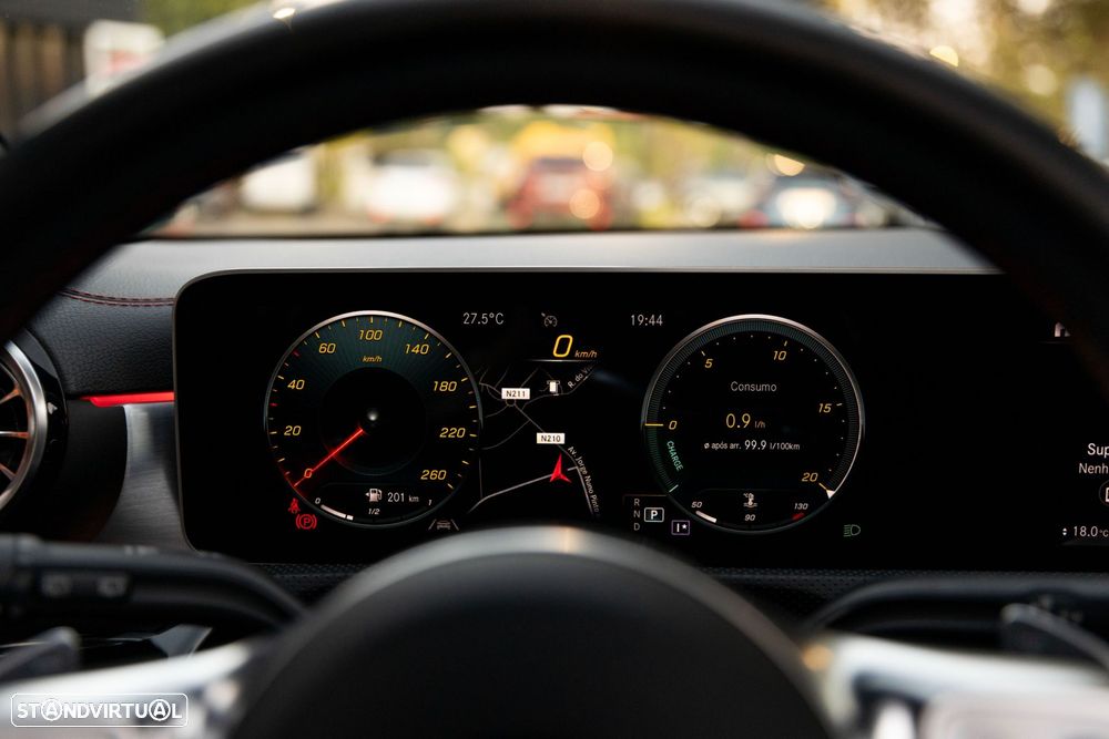 Mercedes-Benz CLA 180 - 38