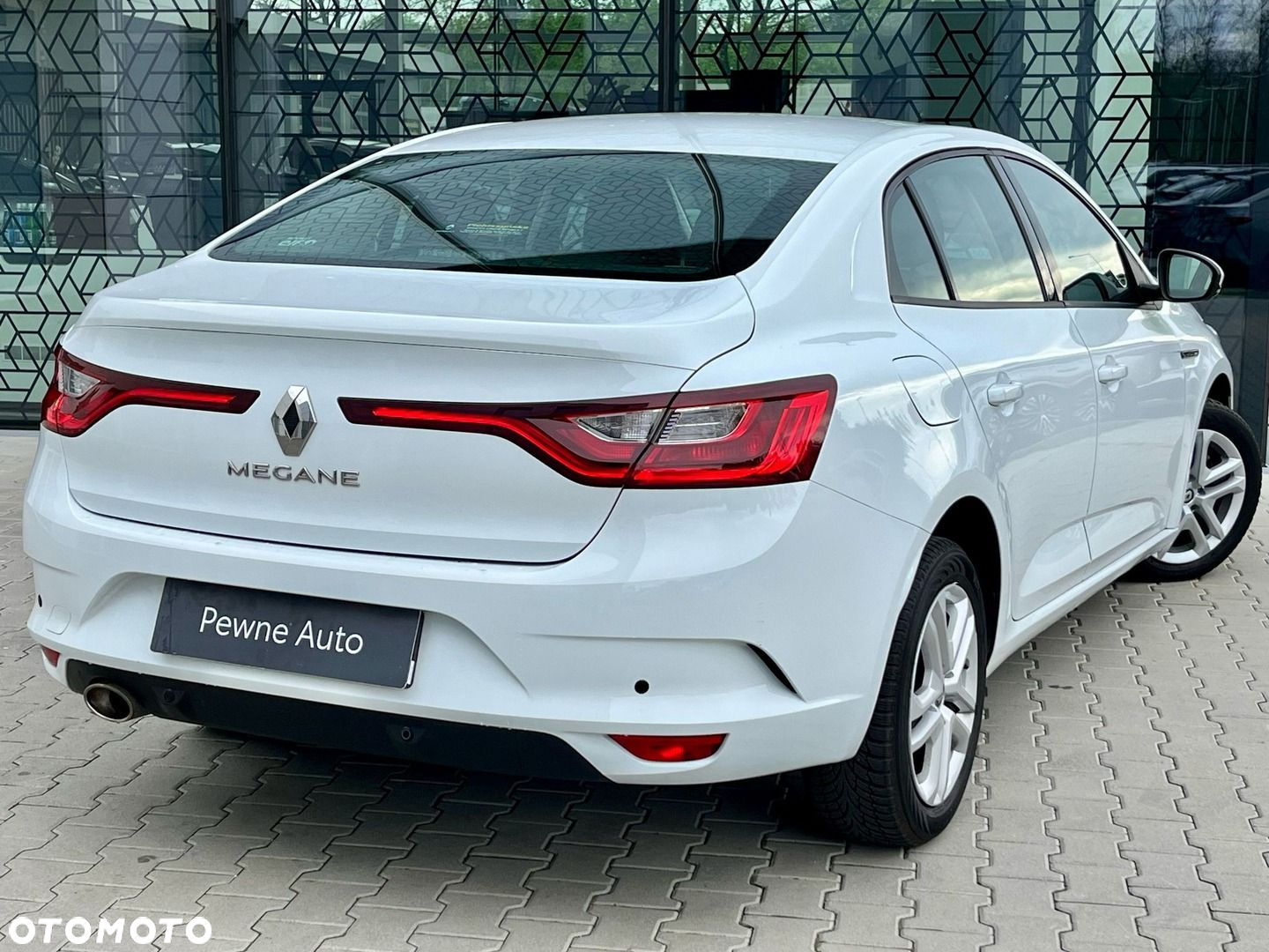 Renault Megane 1.3 TCe FAP Limited - 11