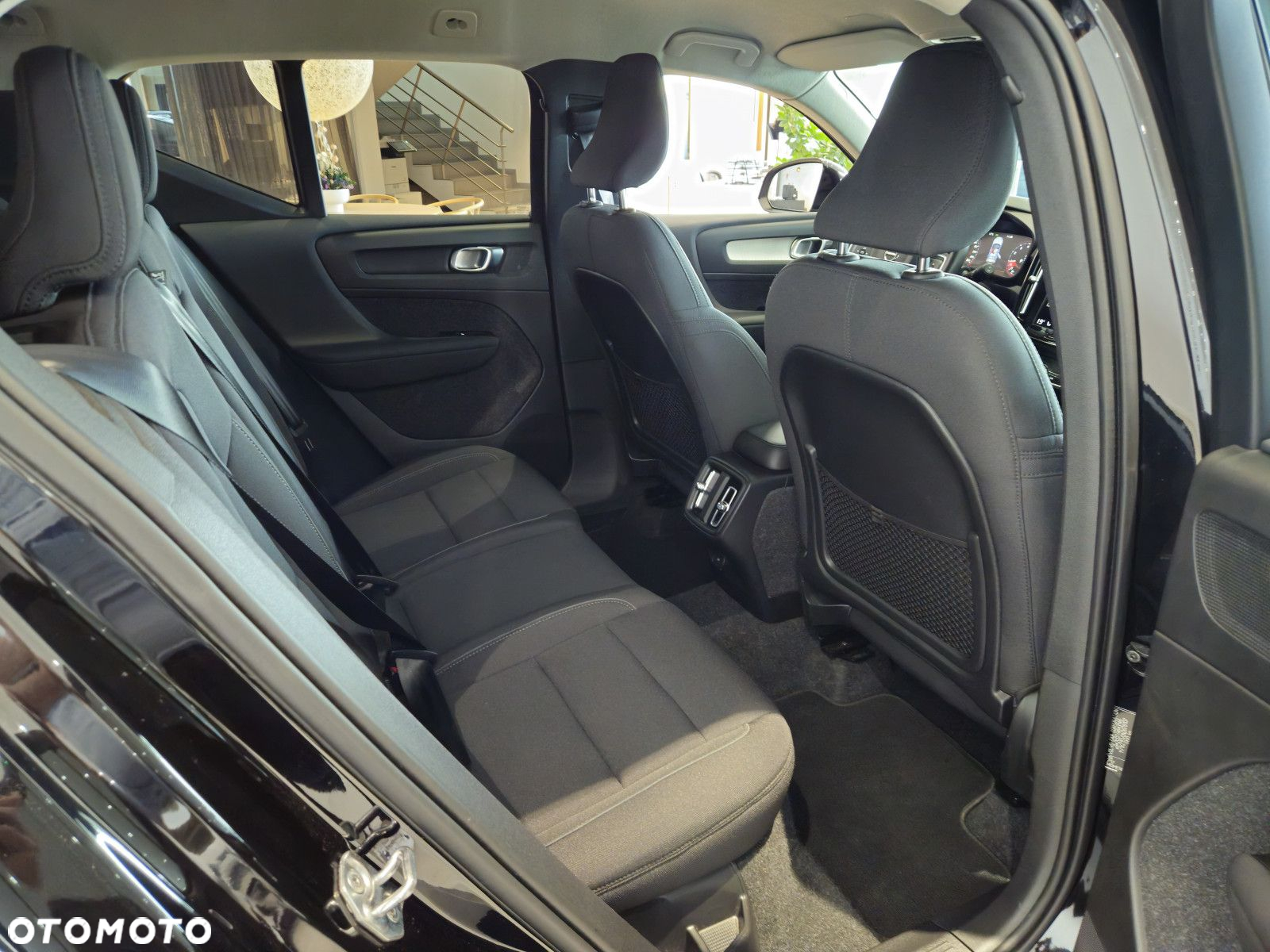 Volvo XC 40 - 25