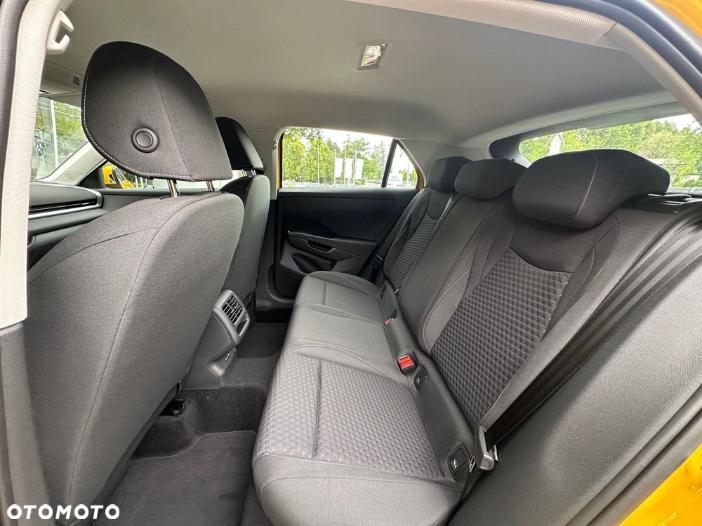 Volkswagen T-Roc 1.5 eTSI Trend DSG - 25
