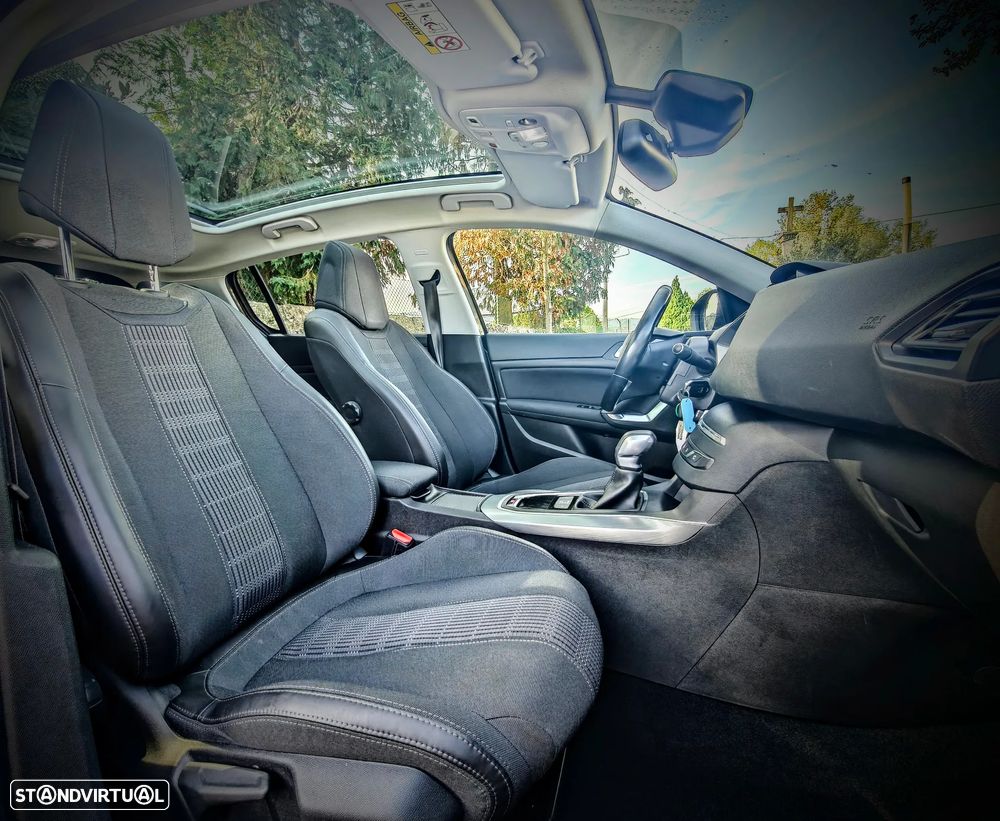 Peugeot 308 1.2 PureTech Allure Full LED EAT8 - 7