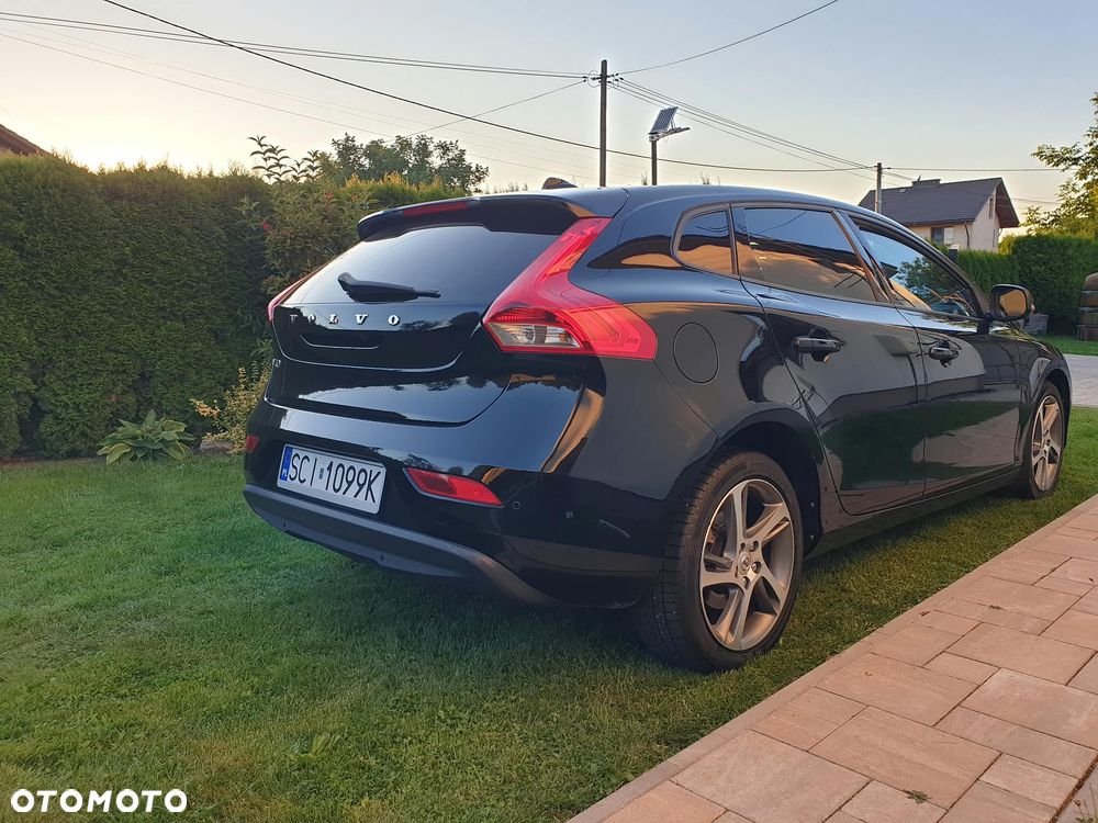 Volvo V40 T2 Drive-E Momentum - 9
