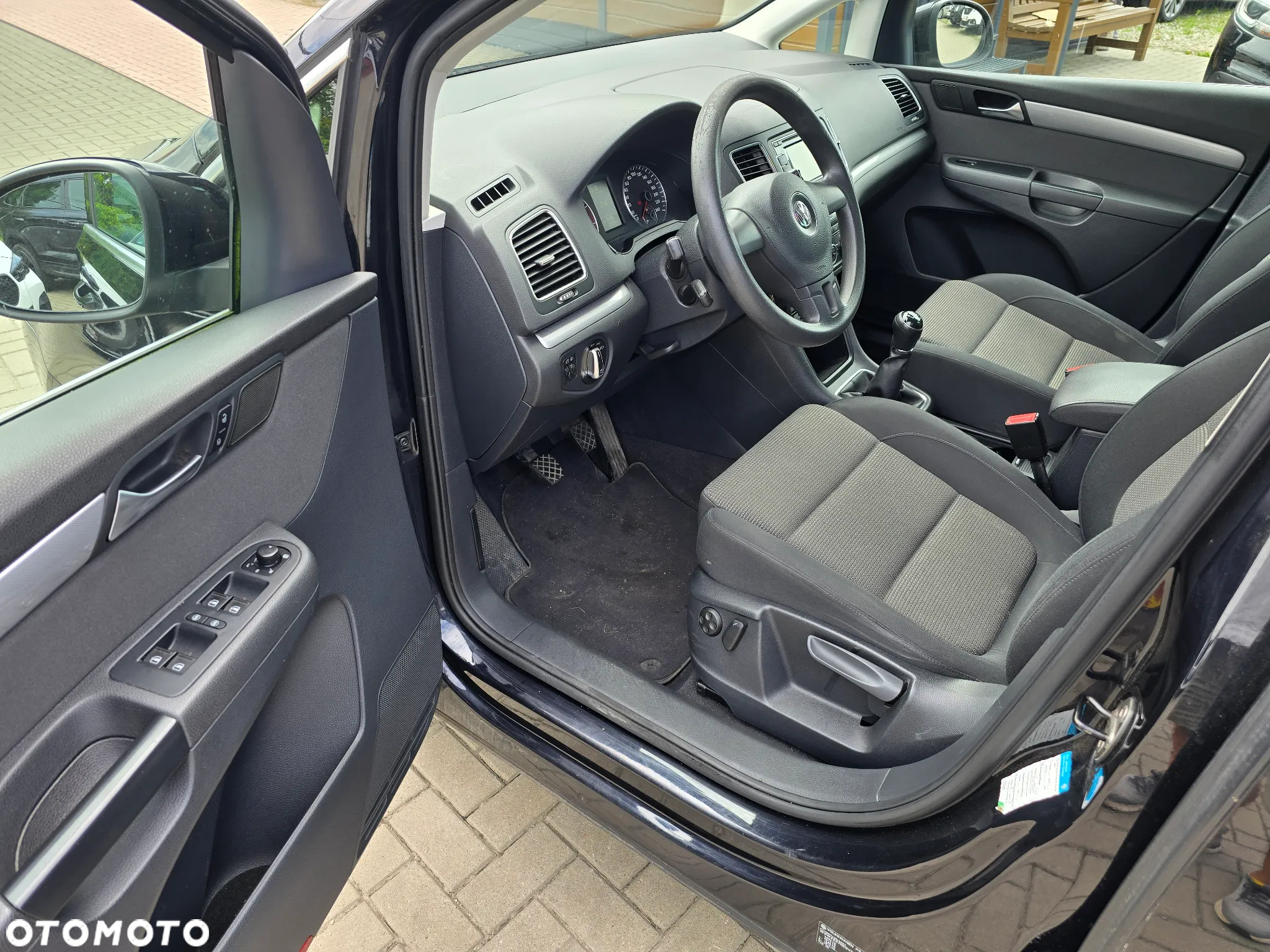 Volkswagen Sharan - 8