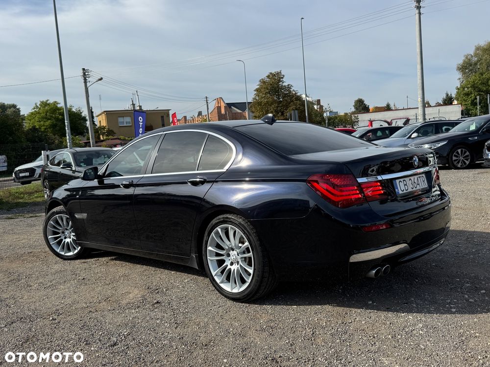 BMW Seria 7 730d - 2