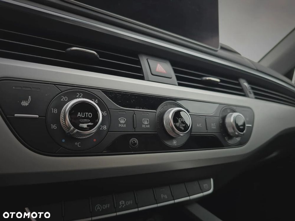 Audi A4 Limousine - 18