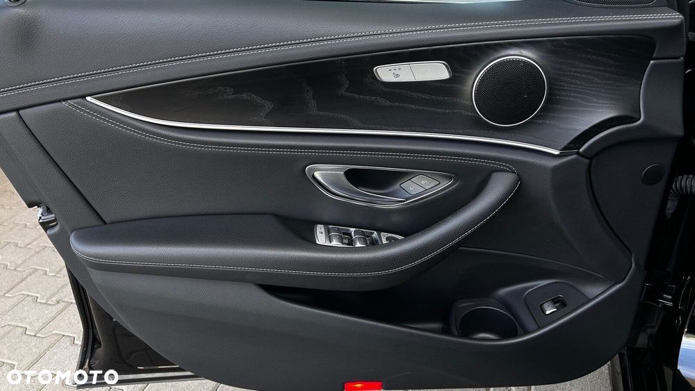 Mercedes-Benz Klasa E - 10