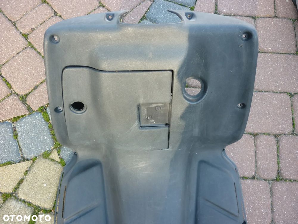 Owiewka felga osłona ogon podłoga Malaguti F12 - 8