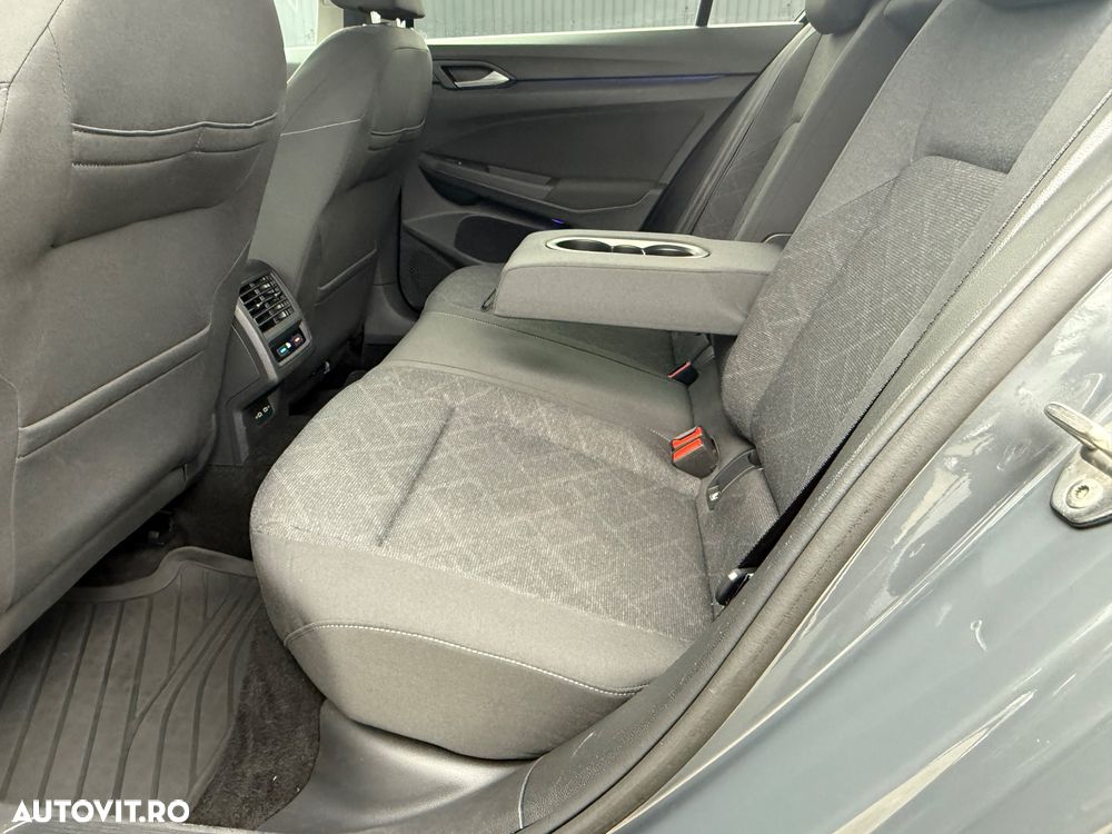 Volkswagen Golf 1.5 eTSI OPF DSG Life - 15