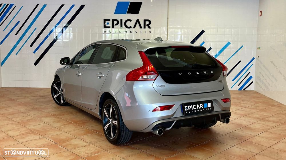 Volvo V40 2.0 D2 R-Design Momentum - 11