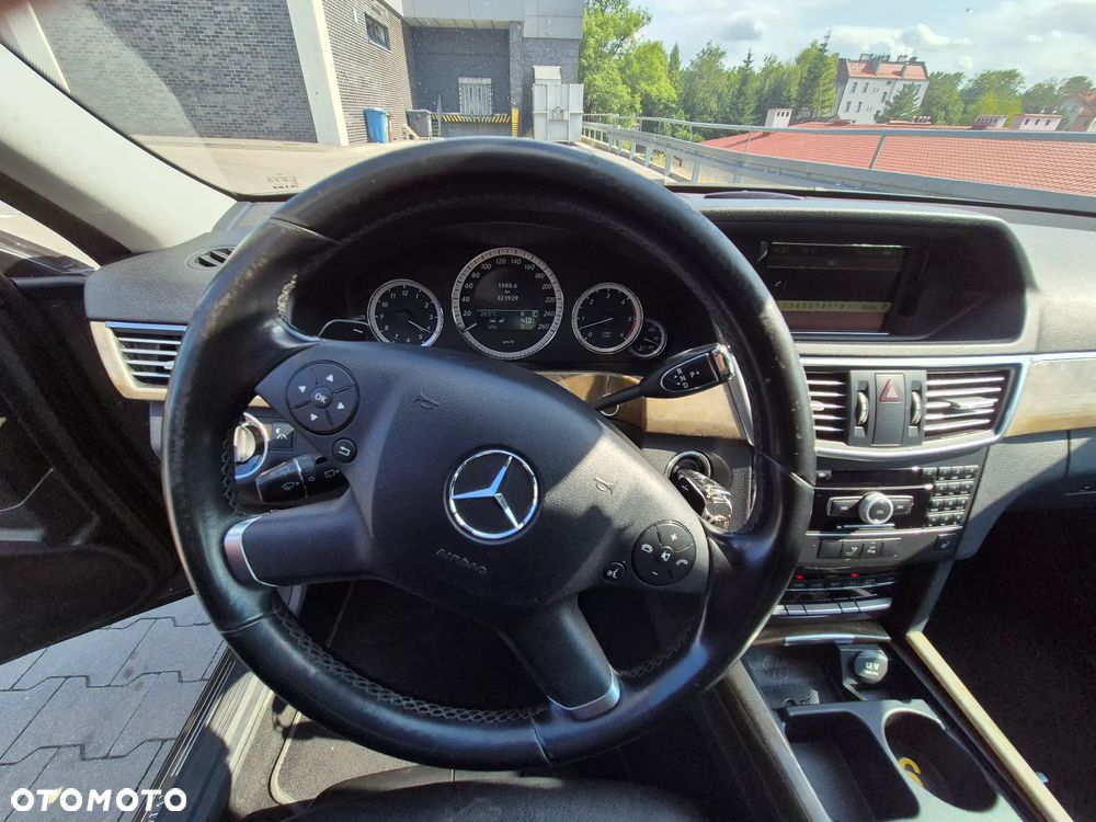 Mercedes-Benz Klasa E - 3