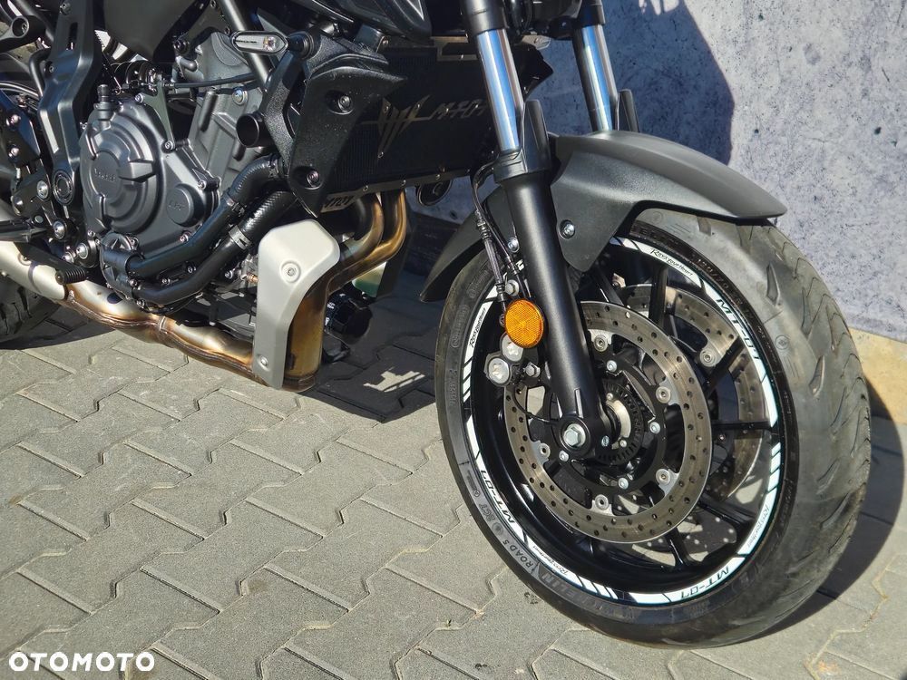 Yamaha MT - 22