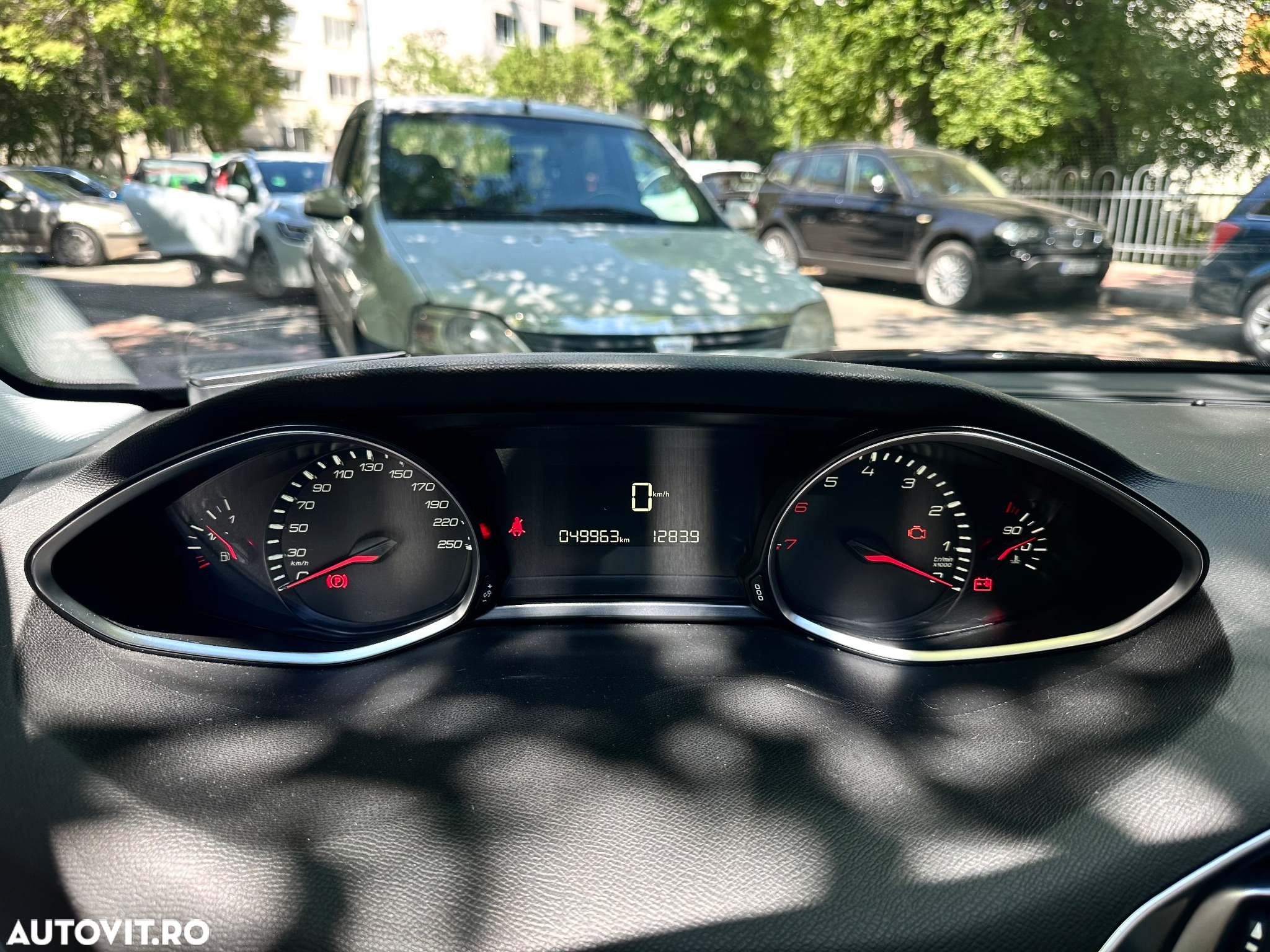 Peugeot 308 1.2 L PureTech Turbo Active - 10