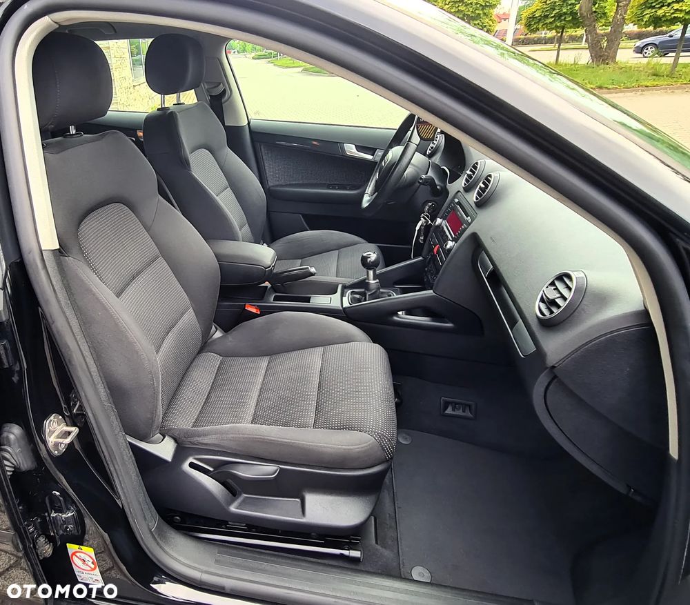 Audi A3 Sportback 2.0 TDI Ambition - 25