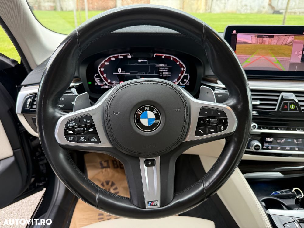 BMW Seria 5 530e xDrive Aut. Luxury Line - 10