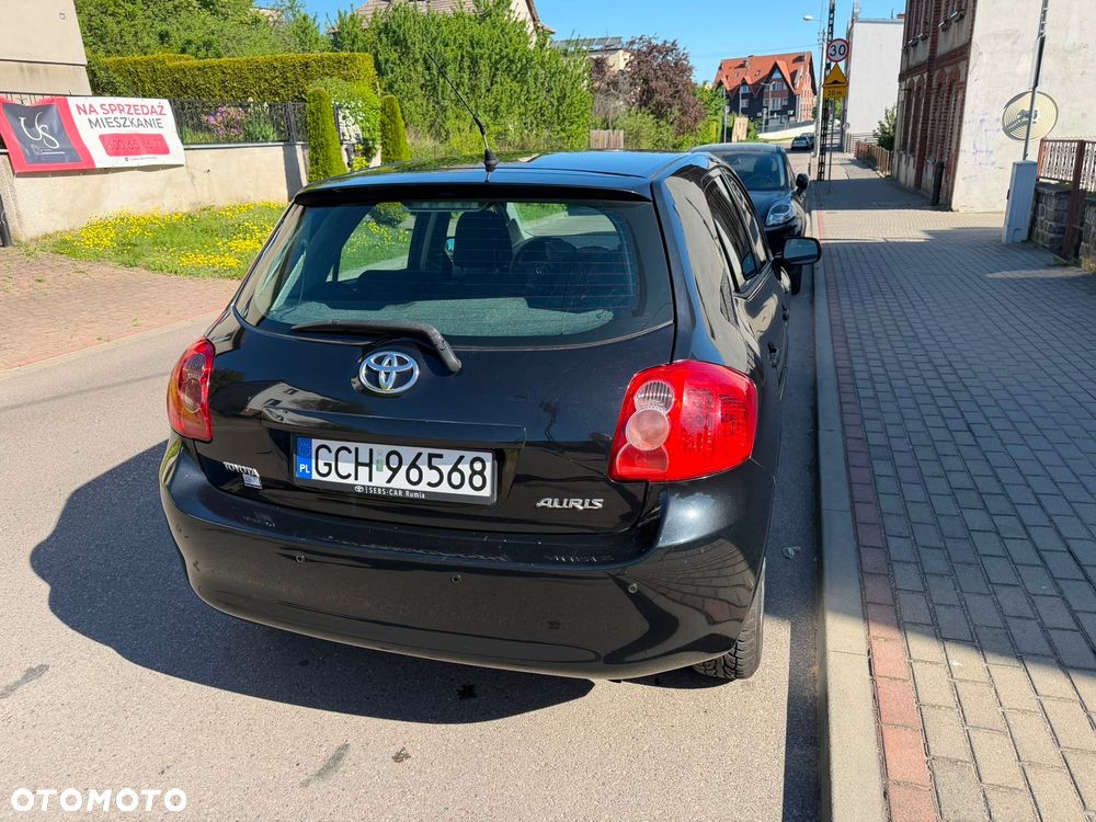 Toyota Auris - 3