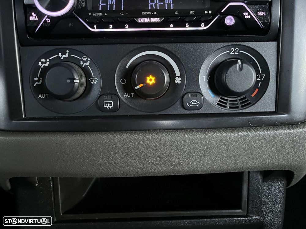 Mitsubishi Pajero 3.2 DI-D GLS - 31