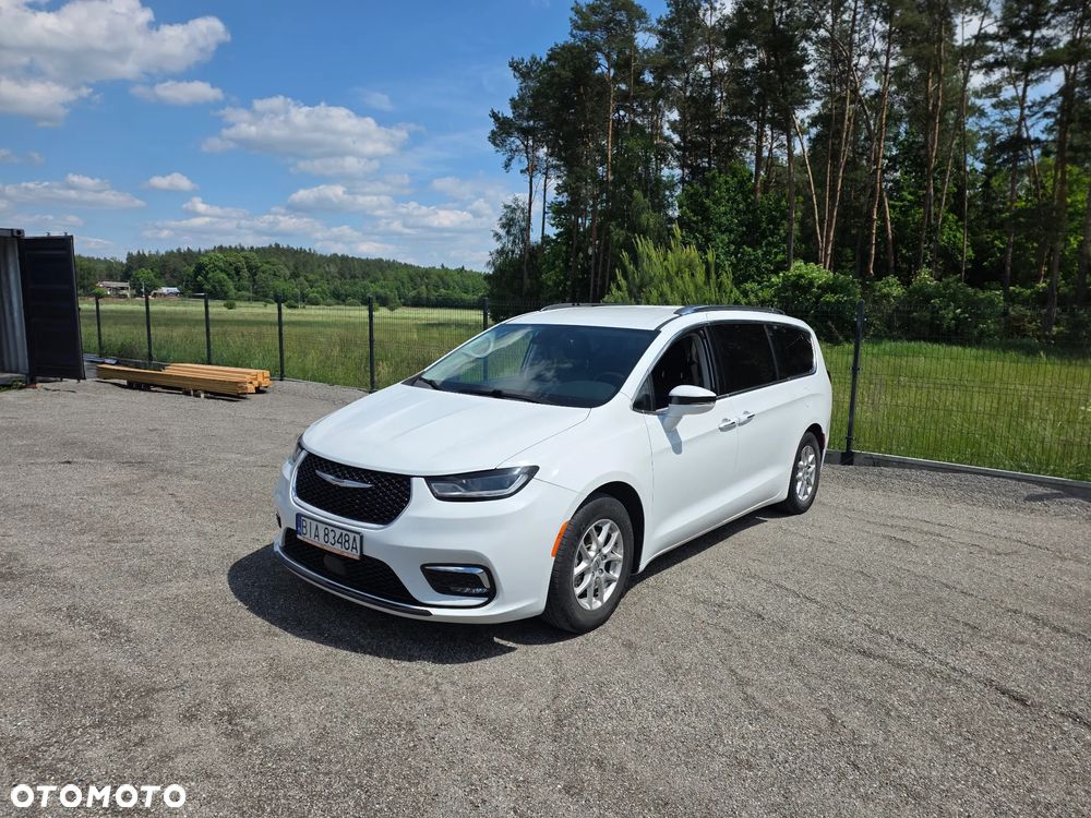 Chrysler Pacifica - 18