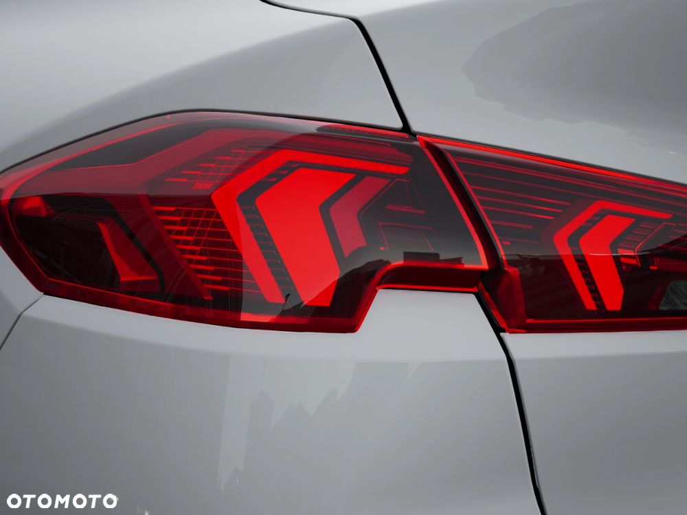 BMW Seria 2 216 - 10