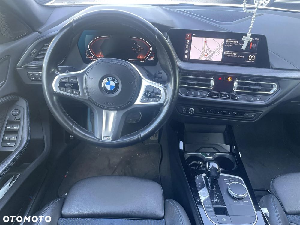 BMW Seria 2 218i M Sport - 9