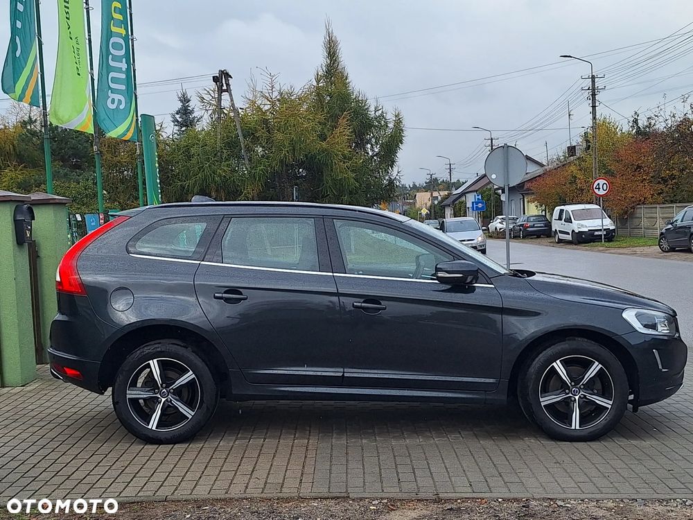 Volvo XC 60 2.4D AWD Momentum - 16