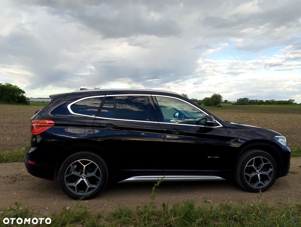 BMW X1 sDrive18d Sport Line - 11
