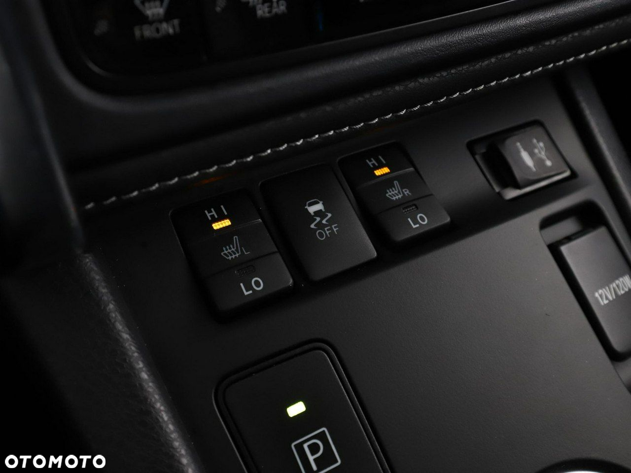 Toyota Auris 1.8 VVT-i Hybrid Automatik Design Edition - 28