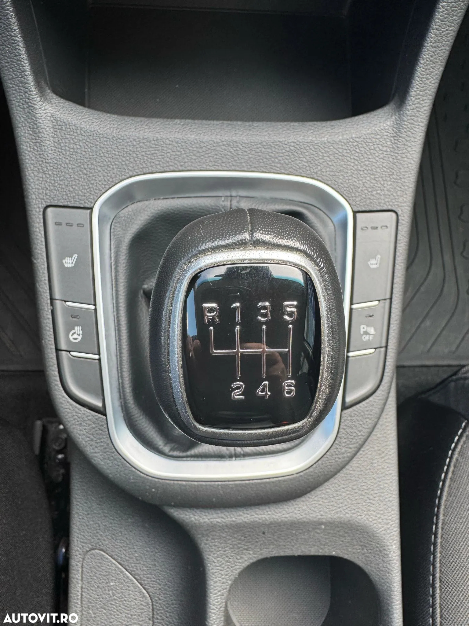 Hyundai i30 1.5 110CP 5DR M/T Highway - 16