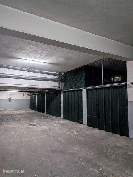 Garagem fechada (box)- Centro de Ermesinde - Grande imagem: 3/5
