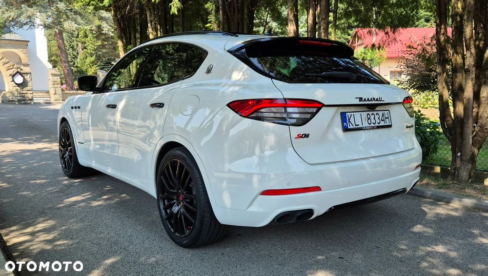 Maserati Levante S Q4 - 9