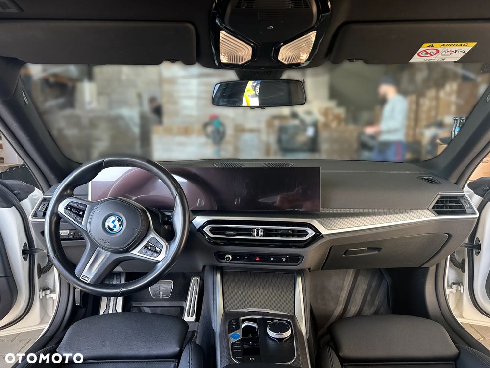 BMW i4 80.7kWh eDrive 35 - 18