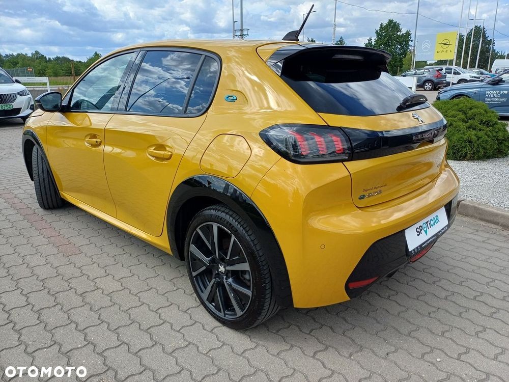 Peugeot 208 - 2