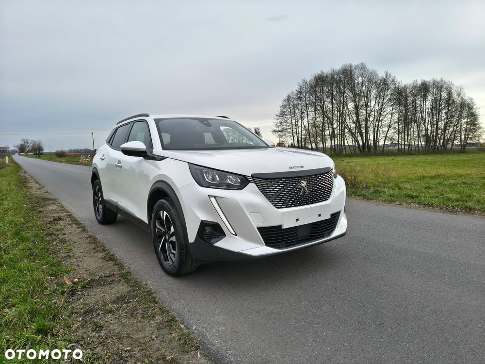 Peugeot 2008 PureTech 130 Allure - 1