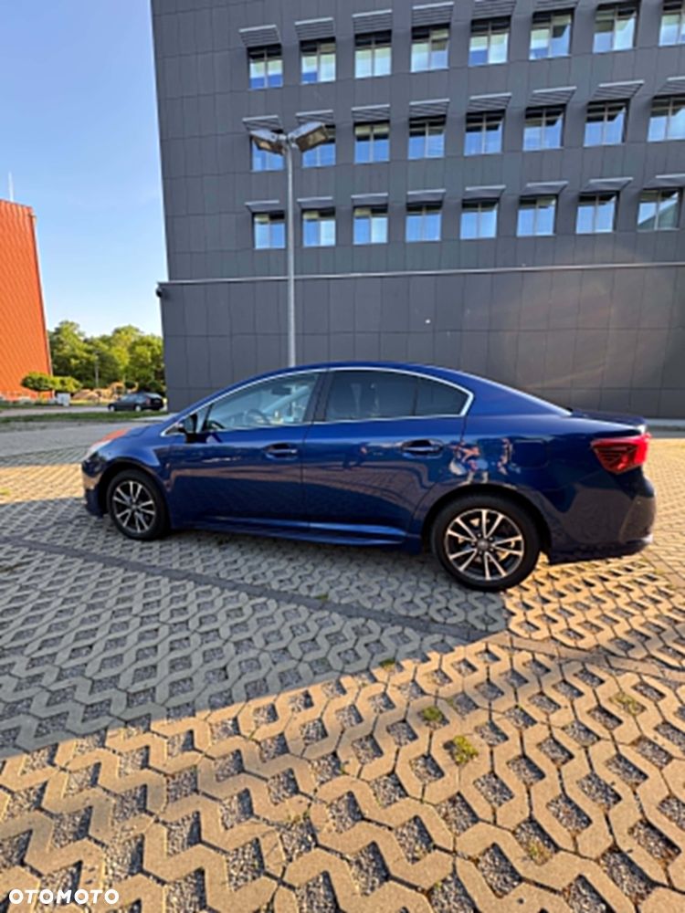 Toyota Avensis 1.6 D-4D Active - 14