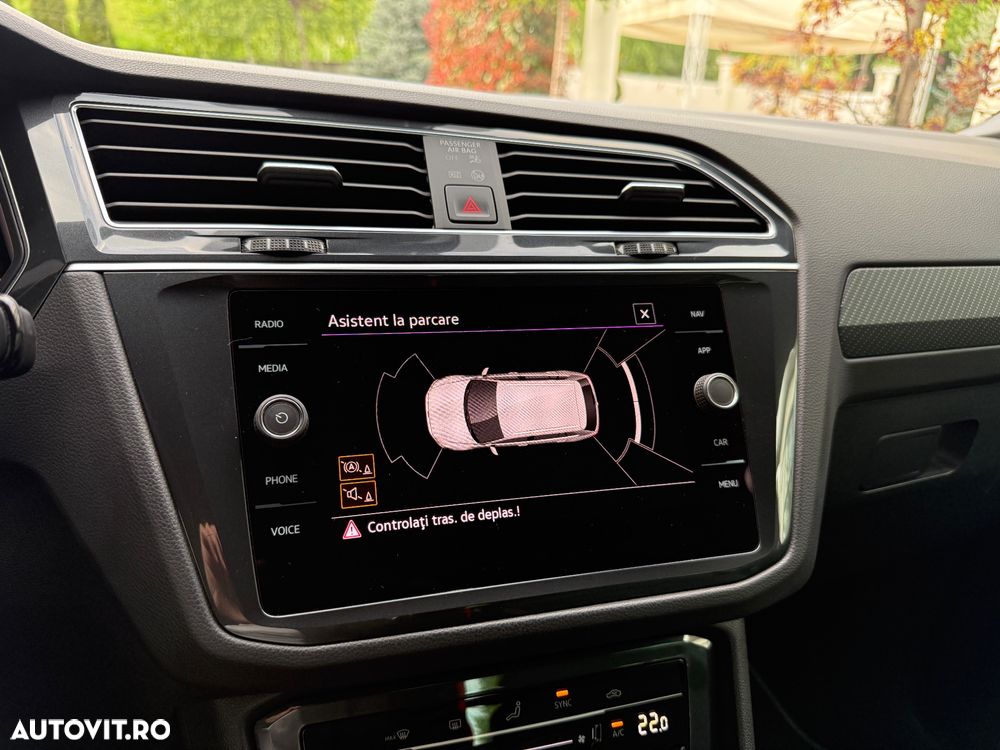 Volkswagen Tiguan 2.0 TDI SCR 4MOTION DSG R-Line - 16