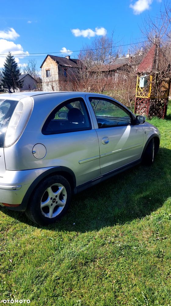 Opel Corsa 1.2 16V Cosmo EasyTronic - 3