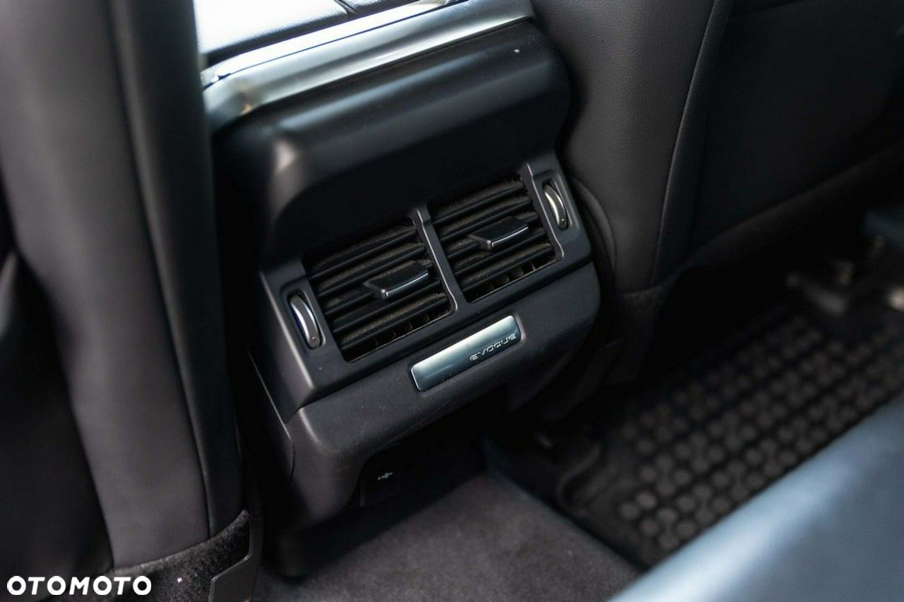 Land Rover Range Rover Evoque - 24