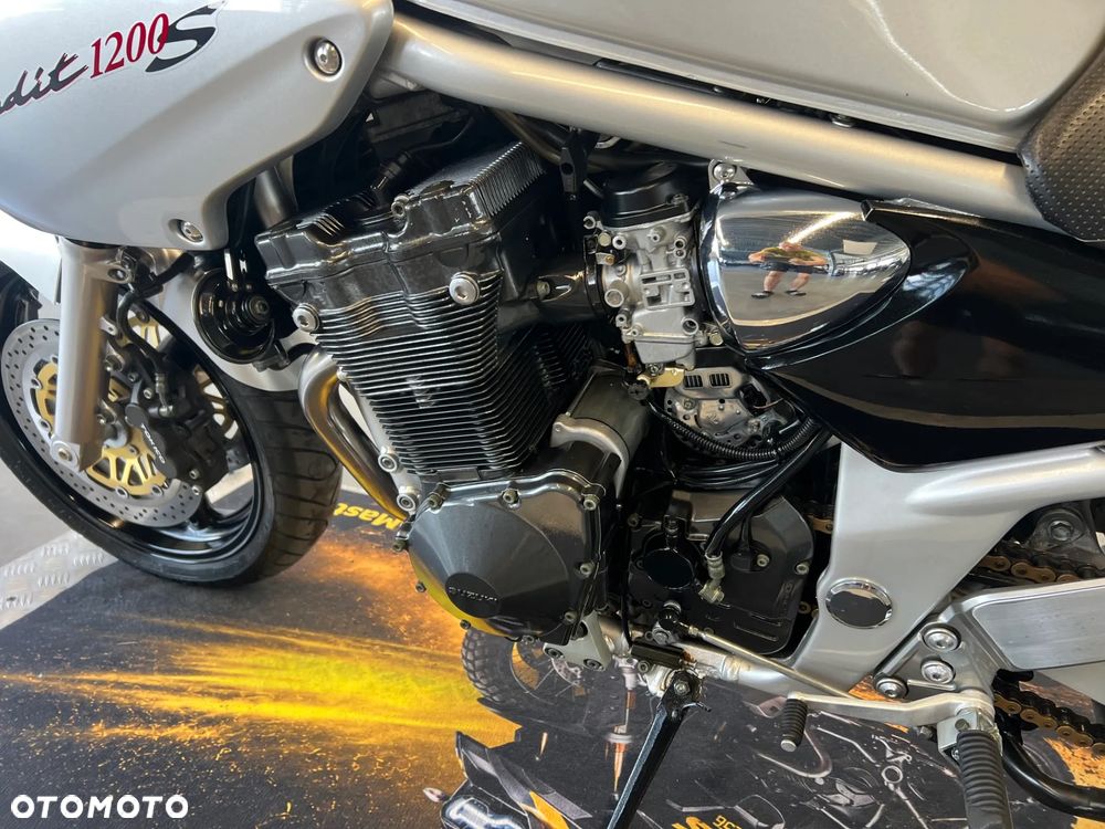 Suzuki Bandit - 14