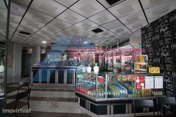Passa-se Cafetaria no centro da Vila de Prado! - Grande imagem: 2/9