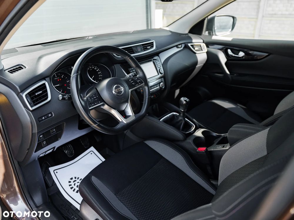 Nissan Qashqai 1.5 dCi N-Connecta - 15