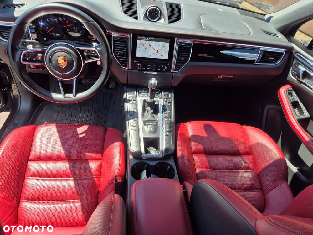 Porsche Macan - 36