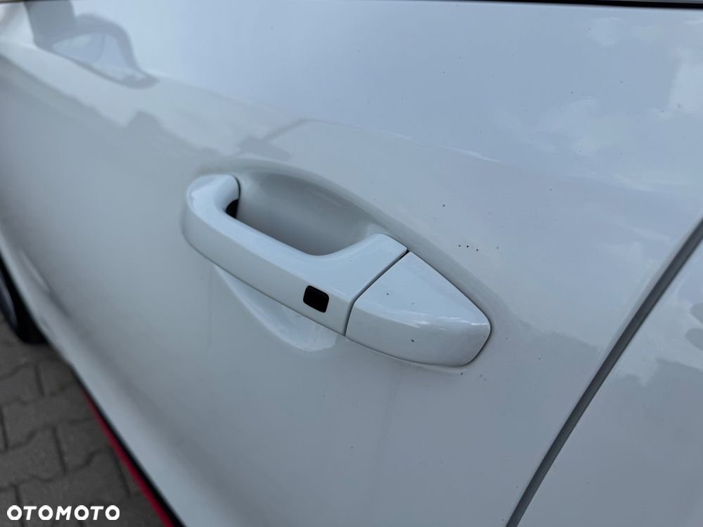 Kia ProCeed 1.5 T-GDI GT Line DCT - 19
