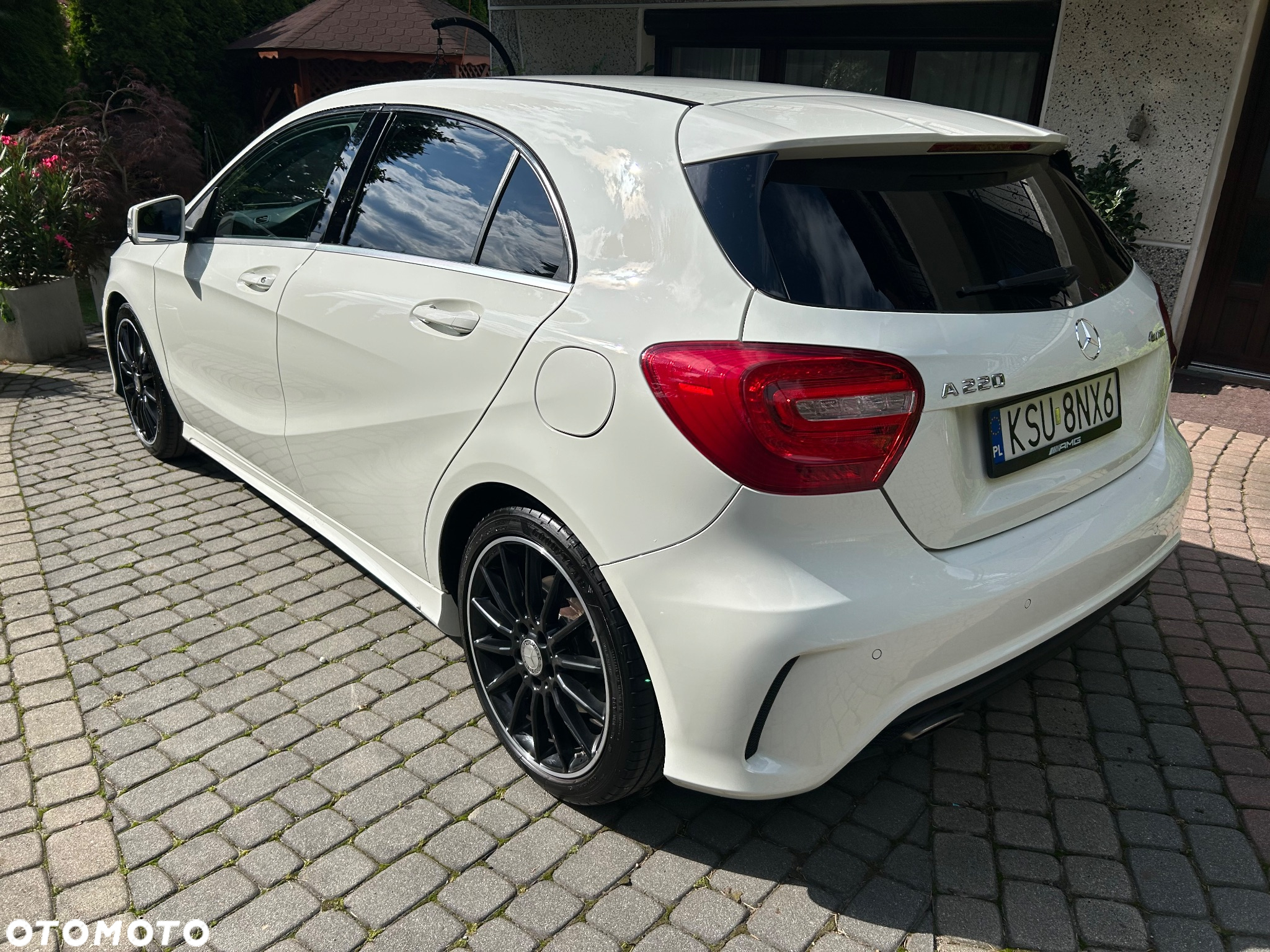 Mercedes-Benz Klasa A 220 4-Matic AMG Line - 4