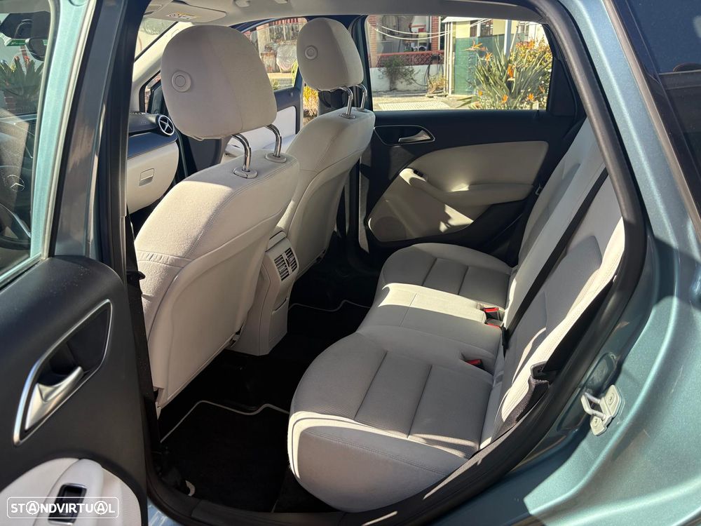 Mercedes-Benz B 200 CDI BlueEFFICIENCY - 5