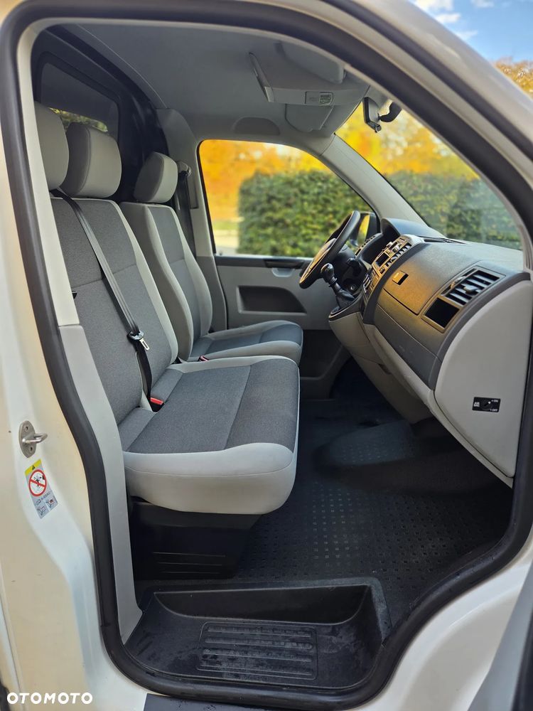 Volkswagen Transporter T5 - 19