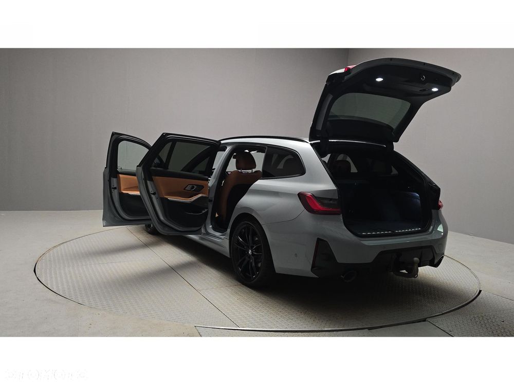 BMW Seria 3 320d xDrive M Sport - 15