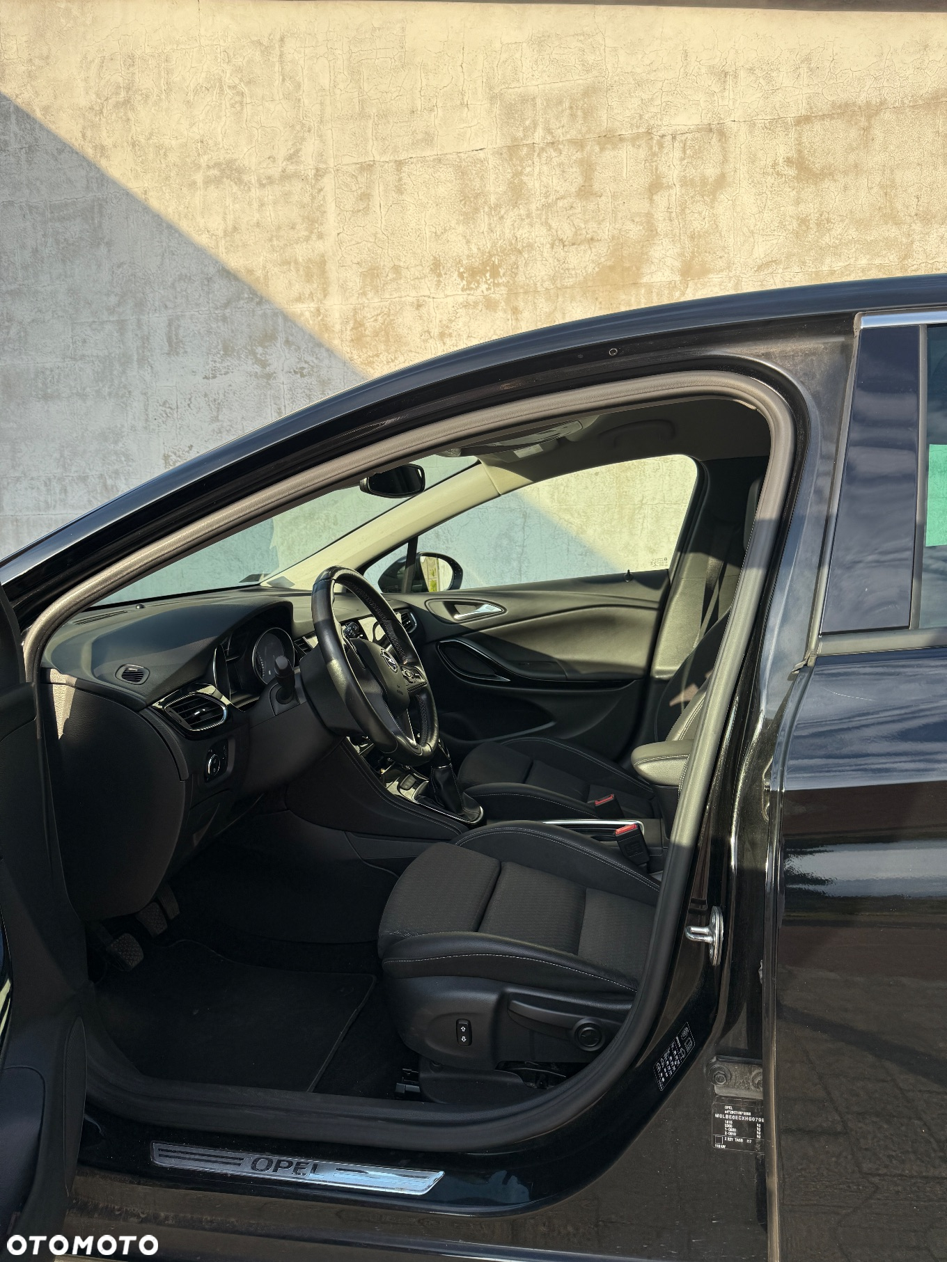 Opel Astra V 1.4 T Elite S&S - 23