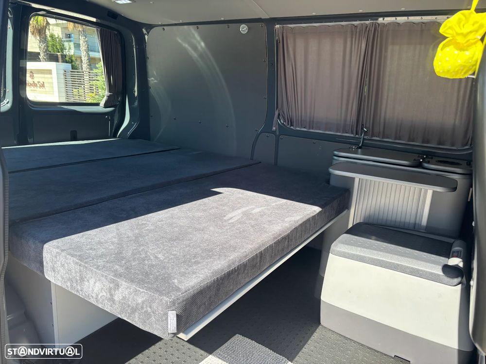 VW Transporter California T6.1 Beach Camper - 14