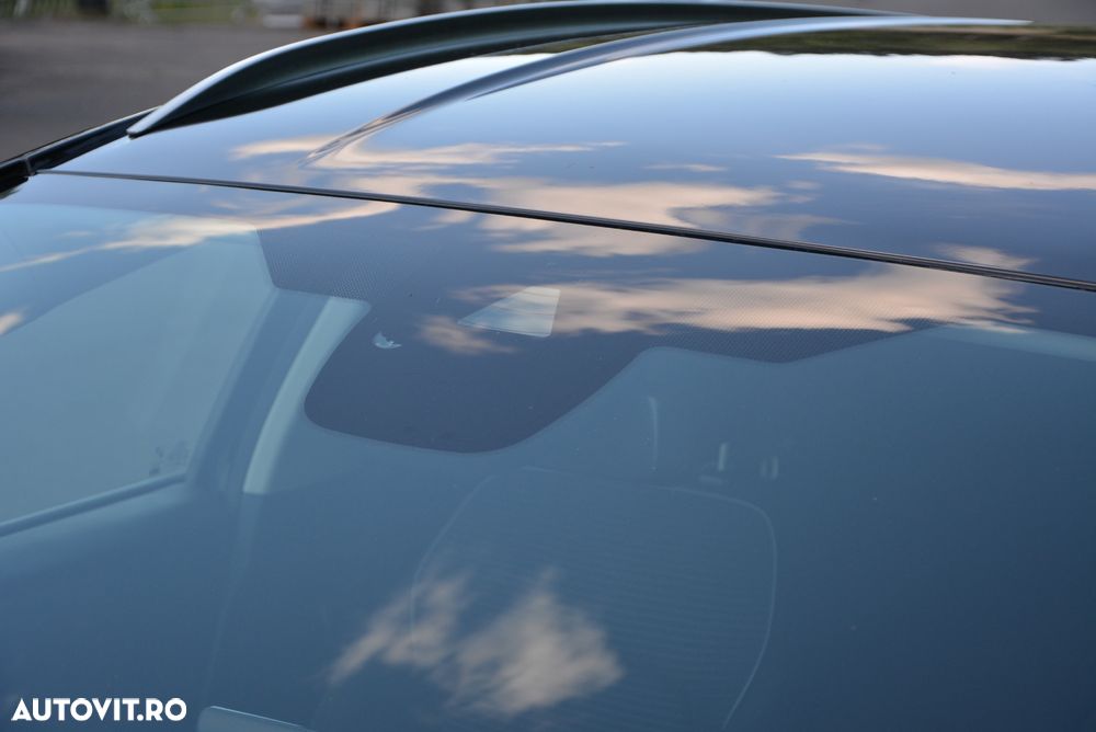 Ford Focus 1.0 EcoBoost Hybrid TITANIUM X - 19