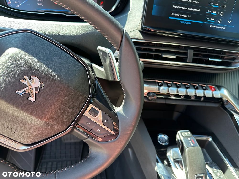 Peugeot 5008 - 10